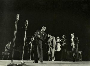 ray brown jazz at the philarmonique biographie